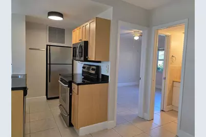 815  Middle River Dr, Unit #117, Fort Lauderdale, FL 33304 - Photo 11