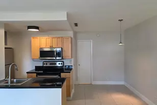 815 Middle River Dr, Fort Lauderdale, FL 33304 - Photo 13