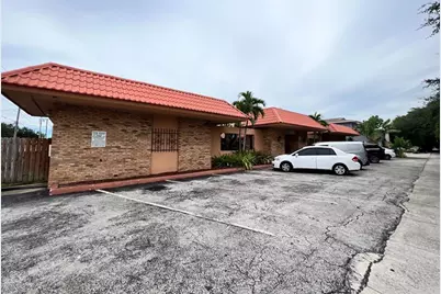 2037  Madison St, Unit #1, Hollywood, FL 33020 - Photo 9