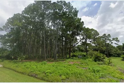 12203  Chamberlain Blvd, Other City - In The State Of Florida, FL 33953 - Photo 1