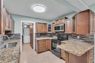 4541 NE 6th Terrace, Deerfield Beach, FL 33064 - Photo 5