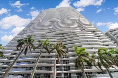 488 NE 18th St, Unit #2010, Miami, FL 33132 - Photo 1