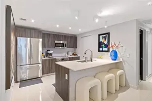 488 NE 18th St, Miami, FL 33132 - Photo 3