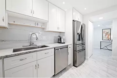 3505  Oaks Way, Unit #506, Pompano Beach, FL 33069 - Photo 9