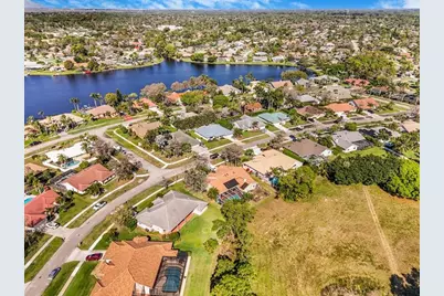 1558  Grantham Dr, Wellington, FL 33414 - Photo 3