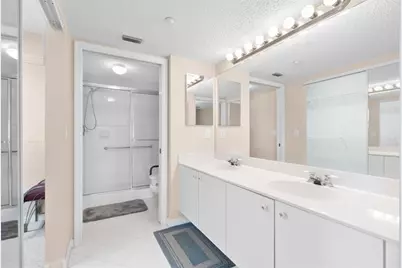 7763  Southampton Ter, Unit #215, Tamarac, FL 33321 - Photo 21