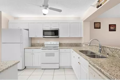 7763  Southampton Ter, Unit #215, Tamarac, FL 33321 - Photo 9