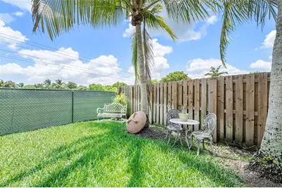 466 E Royal Cove Cir, Davie, FL 33325 - Photo 29