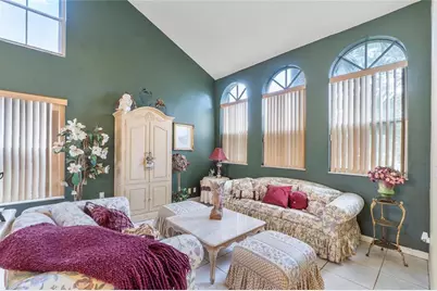 466 E Royal Cove Cir, Davie, FL 33325 - Photo 5