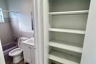 7511 Venetian St, Miramar, FL 33023 - Photo 9