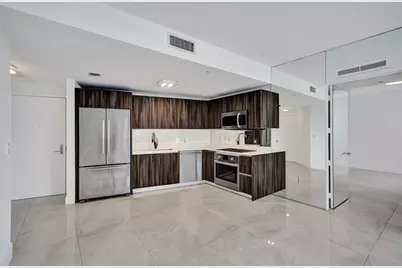 488 NE 18th St, Unit #801, Miami, FL 33132 - Photo 3