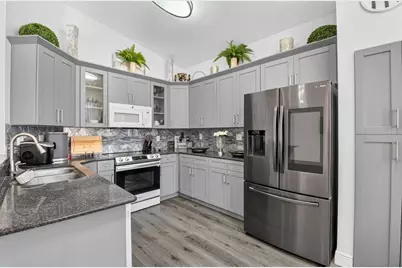 1023  Fairfax Cir, Boynton Beach, FL 33436 - Photo 11