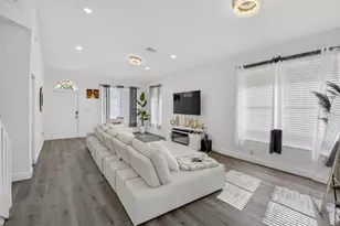 1023 Fairfax Circle, Boynton Beach, FL 33436 - Photo 7