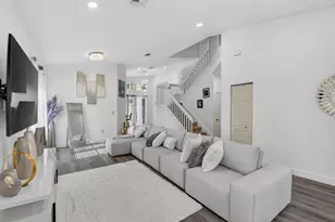 1023 Fairfax Circle, Boynton Beach, FL 33436 - Photo 5