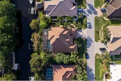 8918 SE Water Oak Pl, Jupiter, FL 33469 - Photo 9