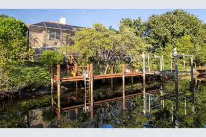 8918 SE Water Oak Pl, Jupiter, FL 33469 - Photo 11