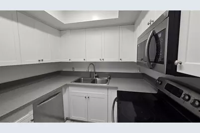 6200 S Falls Circle Dr, Unit #105, Lauderhill, FL 33319 - Photo 3