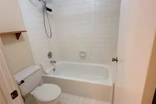 12060 NW 11th St, Pembroke Pines, FL 33026 - Photo 5