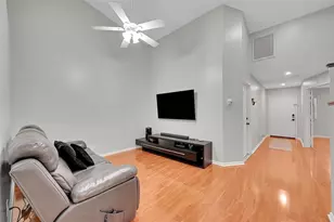 7428 S Pinewalk Dr S Unit, Margate, FL 33063 - Photo 9