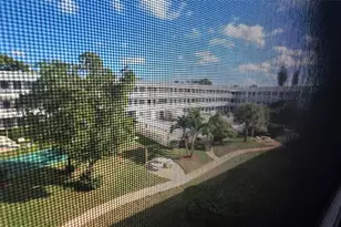 15610 NE 6th Ave Unit, Miami, FL 33162 - Photo 21