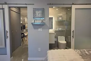 15610 NE 6th Ave Unit, Miami, FL 33162 - Photo 31