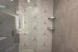 15610 NE 6th Ave Unit, Miami, FL 33162 - Photo 27