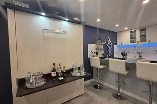 15610 NE 6th Ave Unit, Miami, FL 33162 - Photo 5