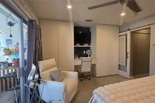 15610 NE 6th Ave Unit, Miami, FL 33162 - Photo 19