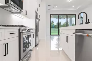 4980 St Armands Way, Westlake, FL 33470 - Photo 15