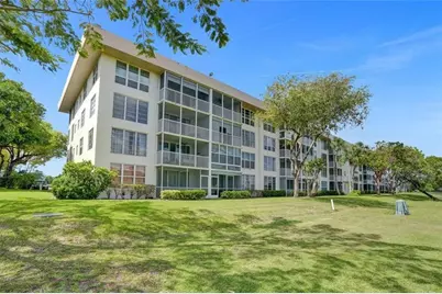 2651 S Course Dr, Unit #101, Pompano Beach, FL 33069 - Photo 35