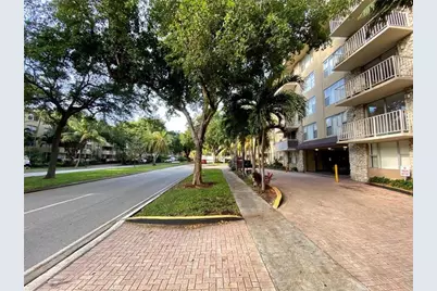 1805  Sans Souci Blvd, Unit #403, North Miami, FL 33181 - Photo 1