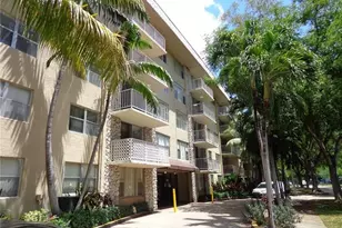 1805 Sans Souci Blvd, North Miami, FL 33181 - Photo 3