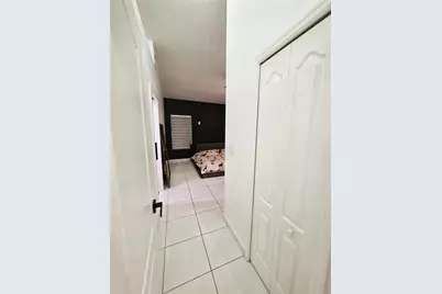 8771 NW 141st Ter, Miami Lakes, FL 33018 - Photo 21