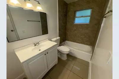 7777  Pines Blvd, Unit #222, Pembroke Pines, FL 33024 - Photo 9