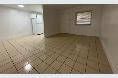 2031 NE 139th St, Unit #22, North Miami Beach, FL 33181 - Photo 3