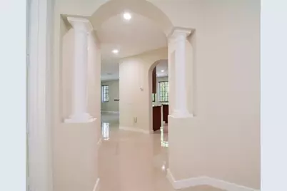 2877  Kinsington Cir, Unit #2877, Fort Lauderdale, FL 33332 - Photo 7