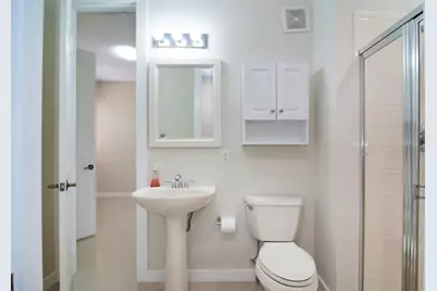 2877  Kinsington Cir, Unit #2877, Fort Lauderdale, FL 33332 - Photo 17