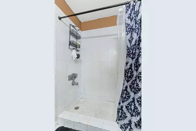 7822 SW 7th Ct, North Lauderdale, FL 33068 - Photo 23