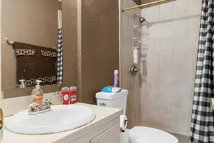 7822 SW 7th Ct, North Lauderdale, FL 33068 - Photo 25