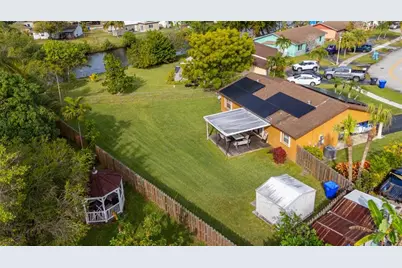 7822 SW 7th Ct, North Lauderdale, FL 33068 - Photo 35