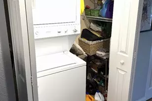 2715 NE 49th St, Fort Lauderdale, FL 33308 - Photo 9