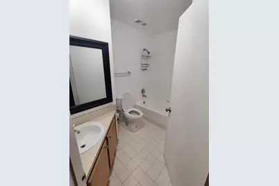 2445 SW 18th Ter, Unit #103, Fort Lauderdale, FL 33315 - Photo 15