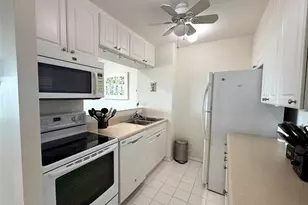 3233 NE 34th St, Fort Lauderdale, FL 33308 - Photo 5