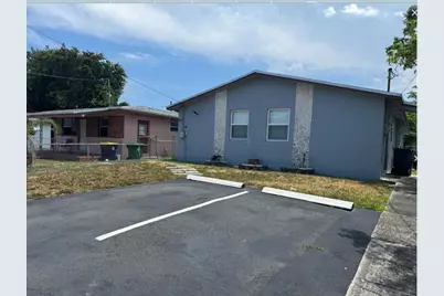 208 SW 2nd Ter, Unit #2, Dania Beach, FL 33004 - Photo 1