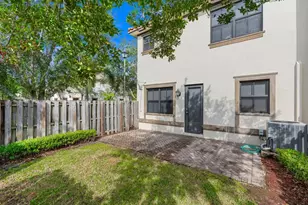 9596 Town Parc Cir N, Parkland, FL 33076 - Photo 21