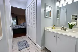 6239 Bay Club Dr, Fort Lauderdale, FL 33308 - Photo 11