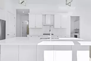 423 SE Via Sangro, Port Saint Lucie, FL 34952 - Photo 21