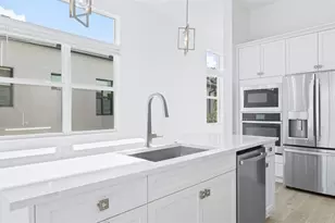 423 SE Via Sangro, Port Saint Lucie, FL 34952 - Photo 15