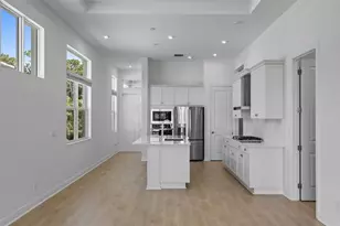 423 SE Via Sangro, Port Saint Lucie, FL 34952 - Photo 11