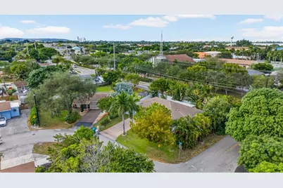 3191 NE 11th Ter, Pompano Beach, FL 33064 - Photo 29